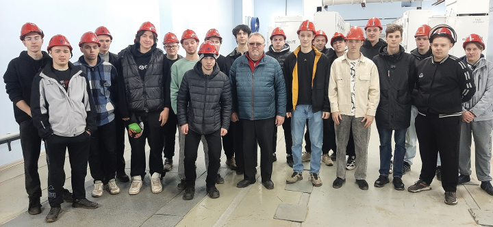 2.jpg 2.jpg